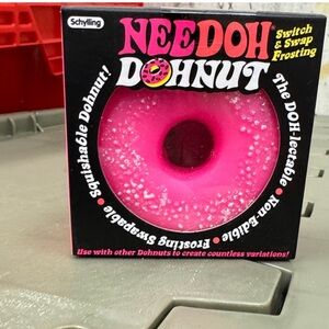 NEEDOH DohNut Switch & Swap Frosting Pink Donut Toy